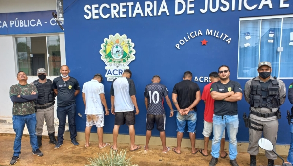 Ação integrada das polícias Civil e Militar prende cinco pessoas investigadas por roubo de caminhonetes em Acrelândia